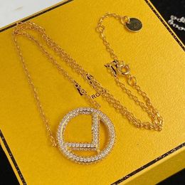 Necklace Womens Brand Designers Rhinestone Necklaces Letter O F 18K Gold Plated For Wedding Party Jewerlry Gift