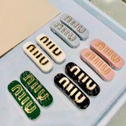 Metal Letter Barrettes Designer Hair Clips Luxury Square Hairpin for Women Girl High Elastic Barrette Christmas Gift with Box