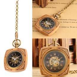 Pocket Watches 1pc Mechanical Retro Watch Unique Square Wooden Roman Numeral With Chain For Men Women Gift