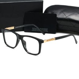 Designer für Männer Frauen neue Luxus-Designermarke quadratische Sonnenbrille Sunmmer Strand Hochwertige Brillen Brille Damen Sonnenbrille Glaslinse großer Rahmen Vintage