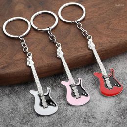 Keychains Creative Simulation Guitar Metal Keychain Fashion Musical Instrument Keyrings Bag Pendant Ornaments Music Lover Souvenir Gifts