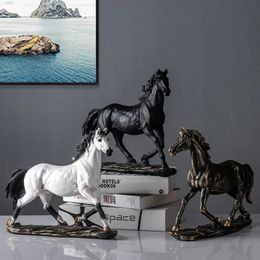 Creative Horse Statue Home Decoration Resin Animal Statue Decoration Souvenir Living Room Office Study Desktop Decoration 240131