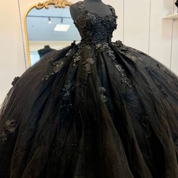 Black Shiny Quinceanera Abites 2024 Tulle Applique perline dalla spalla Abito per feste in pizzo su Abito da ballo da ballo da ballo di campo 0417 0417