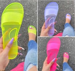 Women Jelly Slippers Ladies Candy Slides Summer Beach Slippers Plus Size Women Shoes 240201