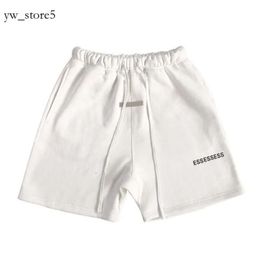 Men's 2024 New Mens Womens Ess Unisex Shorts Clothing Apparel Cotton Sports Fashion Short Designer Street Style Tide Knee Length Shorts Essentials 7680