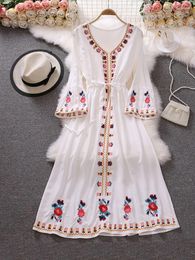 Casual Dresses Spring Summer Women Dress Vacation Beach Sunscreen Long Bohemian Ethnic Retro Embroidered With Flared Sleeves D1821