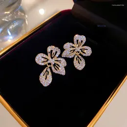 Dangle Earrings French Light Luxury Gold Colour Flower Stud For Women Korean Zircon Exquisite Earring Party Christmas Jewellery Gift