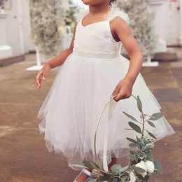 Girl Dresses A-Line Tulle Flower Simple V-Neck Sleeveless Beading Birthday Party Dress Ruched Tea-Length First Communion Gowns