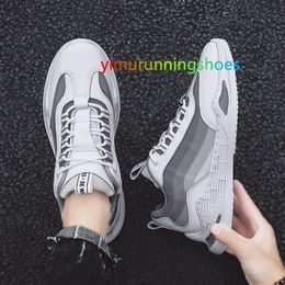 High Quality Men's Sports Basketball Shoes Comfortable Non-slip Sports Shoes Breathable Trend Men Sneakers Walking Shoes L11