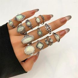 Cluster Rings Bohemian Opal Stone Sets For Women Antique Carving Knuckle Ring Female Fashion Jewellery Accessories