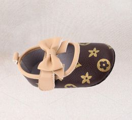 First Walkers Designer Luxury Butterfly Knot Princess Shoes For Baby Girls Soft Soled Flats Moccasins Toddler Crib4636314