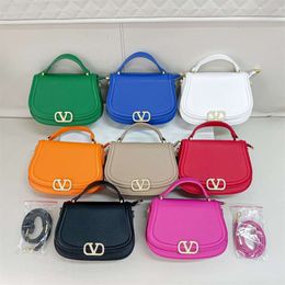 New Half Round Saddle with Small Stand Women's Handheld One Shoulder Crossbody Bag Ladies Bags 2024 78% Off Store wholesale