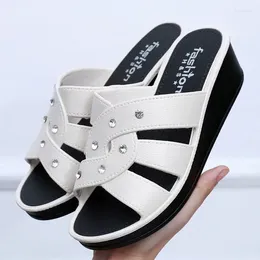 Sandals Women's High Heel Slippers Summer Wear Thick Bottom Fashion Home Non-Slip Mother Shoes Soft Social Wedge Women