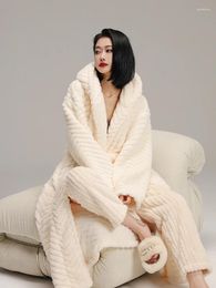 Women's Sleepwear Bijong 2024 Couple's Pyjamas Autumn And Winter Coral Velvet Thickened Long Nightgown Bathrobe
