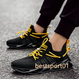 2021 New Men's Running Shoes Breathable Blade Outdoor Sports Shoes Lightweight Sneakers for Men Comfortable Mesh Training Shoes B3