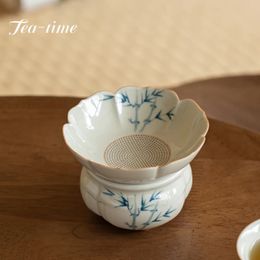 Retro Ice Table Glaze Ceramic Tea Infuser Holder Set Handpainted Bamboo Tea Strainer Philtre Water Separation Set Tea Accessories 240118