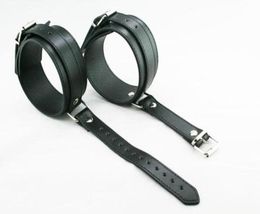 Quality black leather Arm Hand cuffs restraints SM toys Bondage Device4646932