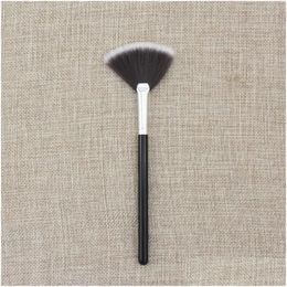 Makeup Brushes 1 Pcs Professional Fan Brush Blending Highlighter Contour Face Loose Powder Rose Gold Cosmetic Beauty Tools Drop Delive Otuyh