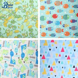 Pul Waterproof Fabric 다양한 스타일의 디지털 인쇄 천장 DIY 수제 세척 가능한 재사용 가능한 아기 기저귀 패드 도매 240130