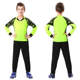 Child Soccer Goalkeeper Jersey Set Sponge Protector Customised Uniform Suit Shorts Thicken Doorkeepe 240122