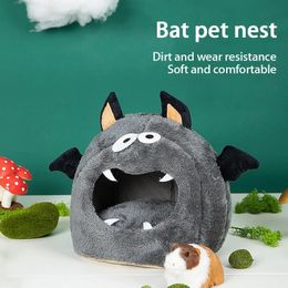 Warm Hamster Nest Small Pet Animals Bed Dutch Pig Hedgehog Rat Chinchilla Guinea Habitat Mini House Halloween Accessories 240125