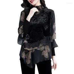 Women's Blouses High Quality Velvet Blouse Top Middle Aged Moms Spring Autumn 2024 Brand Fashion Korean Lace Patchwork