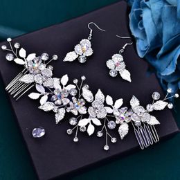 Hair Clips 2024 Fashion Bridal Headwear Engagement Evening Gown Accessories Simple Updo Comb Earrings Set.