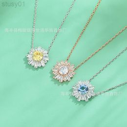 Designer Swarovskis Jewelry Shi Jia 1 1 Uses Crystal Elements Sunflower Necklaces Flowers Korean Version of Light Luxury Niche Live Streaming