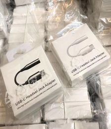 OEM Type-C to 3.5mm Earphone cable Adapters USB-C male 3.5 AUX o female Jack for Samsung note 10 20 plus with packaging7942273