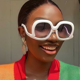 Sunglasses New Fashion Trend Women's Sun Protection Men's Irregular Large Frame Mirror Street Photo