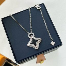 Designer pendants necklaces Brand Jewellery 18K Gold Silver Flower Pendant Necklace for fashion Women Sweater chain Elegant Lady collarbone necklace with gift box
