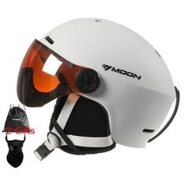 MOON Ski Helmet with Visor Integrally Moulded Goggles HighQuality Outdoor Sports Snowboard Skateboard Equipment 240124
