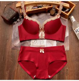 Bras Court Horizontal Wiredrawing One-piece Steel Ring Free Bra No Trace Sexy Small Chest Gathering And Adjusting Girl Underwear Set