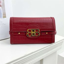 Spring New Single Shoulder Urban Elegant Texture Diagonal Cross Leisure and Western Style Mobile Phone Women's Bag 2024 78% Off Store wholesale