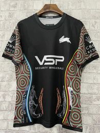 South Sydney Rabbitohs Anzac Indigenous JOHN SATTLER COMMEMORATIVE Singlet Rugby Jersey 240130