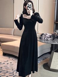 Casual Dresses Women Vintage Velvet Patchowrk Mesh Hollow Out Sexy Long Dress Autumn Winter Black Elegant Gown 2024 Luxury Bodycon