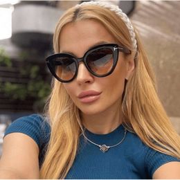 2024 New Fashion Cat Eyes Sun Protection for Women Sunglasses