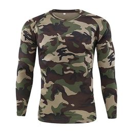 Fashion mens camouflage printed Tshirt casual trend army fan Y2K tops autumn streetwear long sleeved round neck tees 240201
