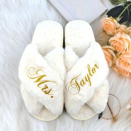 Custom Bridesmaid Fluffy Plush Open Toe Slippers Personalised Wedding Cross Flat Slippers for Women Ladies Indoor Shoes Fashion 240118