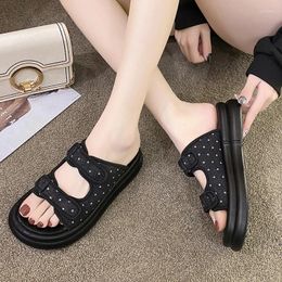 Slippers Ladies 2024 Fashion Flat Casual Shoes Summer Comfortable Beach Open Toe Luxury Women's Sandals Zapatos