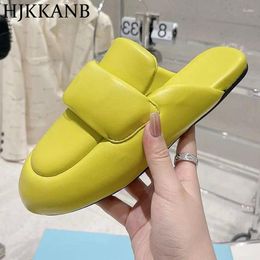 Slippers Spring Summer Closed Toe Flat Bottom Women Real Leather Solid Colour Bread Outdoor Vacation Shoes Lazy Mules