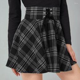 Skirts Women High Waist Spring Summer Korean Style Pleated 2024 Girls Retro Punk Casual Ladies Mini Plaid Lace Up Skirt