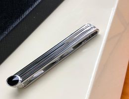 Luxury Designer Tie Clip For Men High Quality Exquisite Steel Black Diamond Top Gift With Stamp M081771200