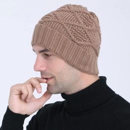 Berets Twisted Diamond Pattern Ear Protection Hat Fashion Soft Woollen Yarn Head Wrap Knitted Pullover Women Men