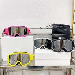 Occhiali da sole da donna Occhiali da sci firmati Lunette Reality Eyewear Uomo Donna Occhiali di lusso regolabili di grandi dimensioni Full Frame con magnetica Valentino