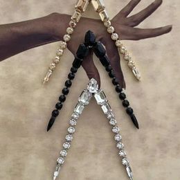 Dangle Earrings Luxury Crystal Black White Stone Tassel Wedding Earring Jewellery For Women Bling Rhinestone Long Drop Accessories