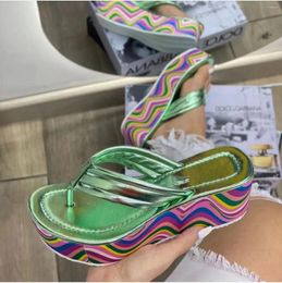 Slippers 2024 Summer Women Large Colour Thick Bottom Herringbone Slope Heel Beach Sandals