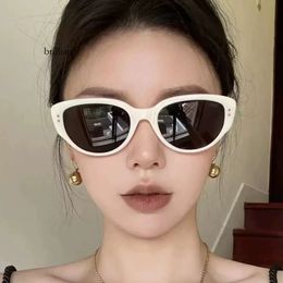 Y2K New Internet Celebrity Black White Contrasting Color Trendy Glasses, Women's Fashionable and Minimalist Cat Eye Sunglasses, Spicy Girl Sunglasses