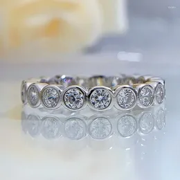 Cluster Rings Versatile Sterling Silver Round High Carbon Diamond Ring For Women's Sparkling Wedding Party Boutique Jewelry Wholesale