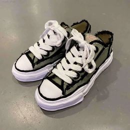 2024 New Co Branded MMY Dissoing Designer Casual Shoes Maison Mihara Yasuhiro Green Thick Soled Lovers Daddy Sports Casual Board Shoes